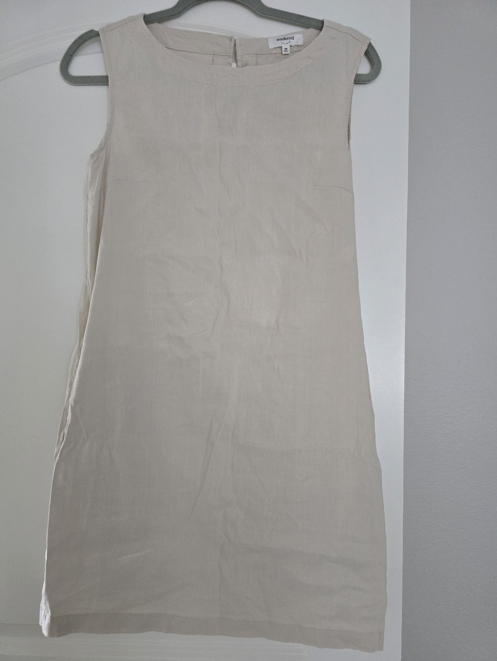Weekend Los Angeles Sleeveless Cream Shift Dress